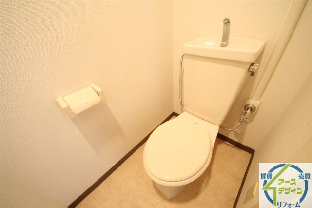 ベルシャンテ西明石Ⅱのトイレ|※類似部屋
