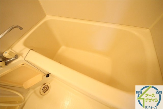 ベルシャンテ西明石Ⅱの浴室|※類似部屋