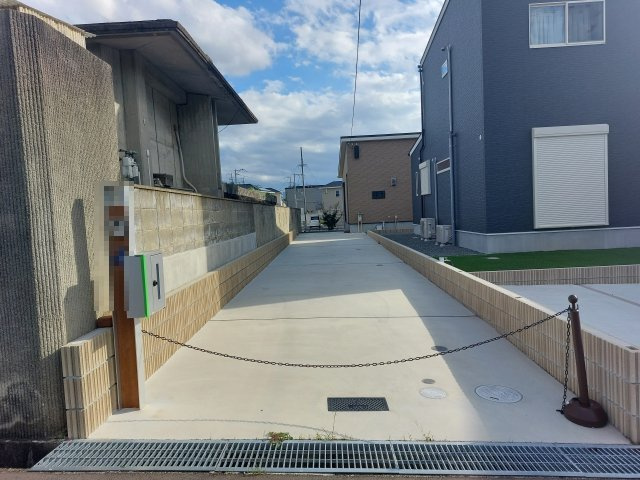 高辺台3丁目平屋の駐車場