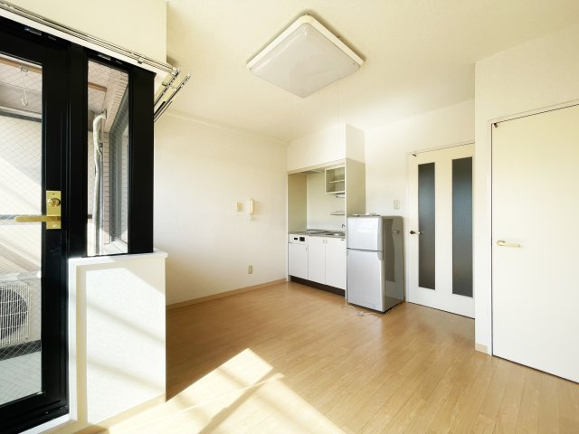 リジョイスの居間・リビング