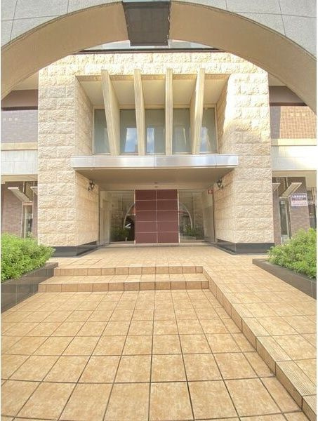 メゾン・デ・ノムラ島之内のエントランス