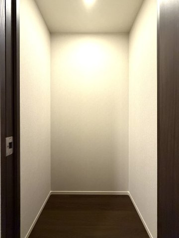 プレミスト天神赤坂タワーの収納