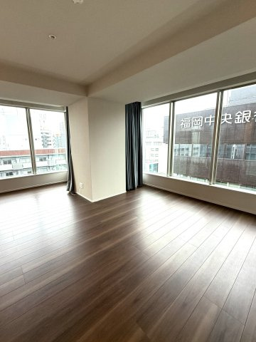 プレミスト天神赤坂タワーの居間・リビング