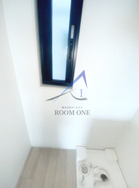 コルク新板橋の設備|洗濯機置き場です。