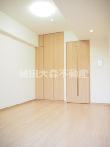 ルーブル多摩川九番館の居間・リビング