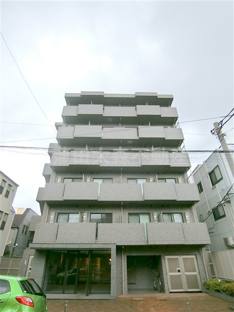 ルーブル多摩川九番館の外観