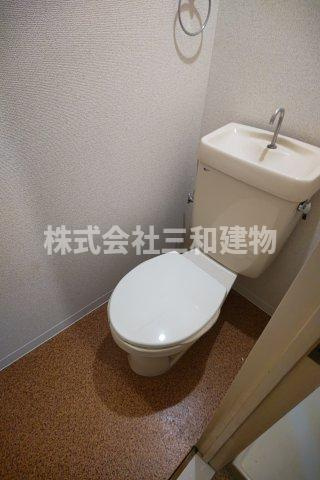 ドミール赤塚公園のトイレ