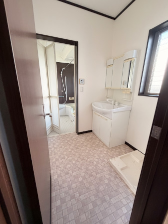 佐鳴台3丁目54-40住居付貸店舗の洗面所