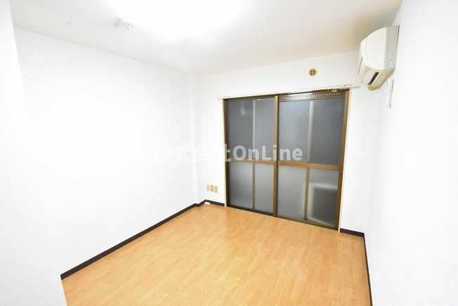 【居間・リビング】 | ベルハイム小阪