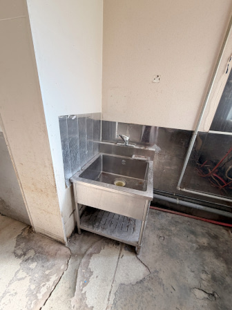 恩地町貸店舗の内装