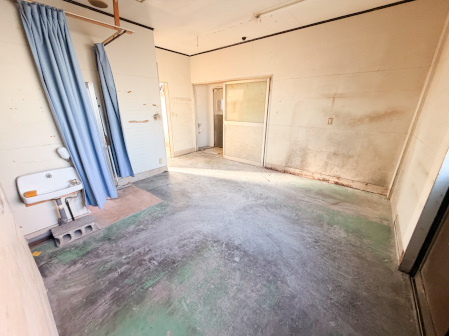 恩地町貸店舗の内装