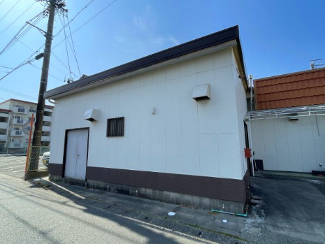 恩地町貸店舗の外観