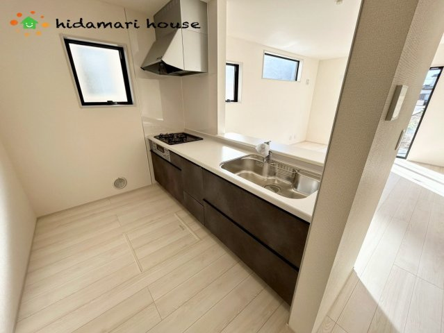 西区土屋第2　新築戸建　リーブルガーデン02のキッチン