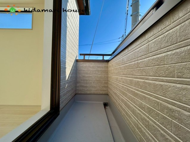 西区土屋第2　新築戸建　リーブルガーデン02のバルコニー