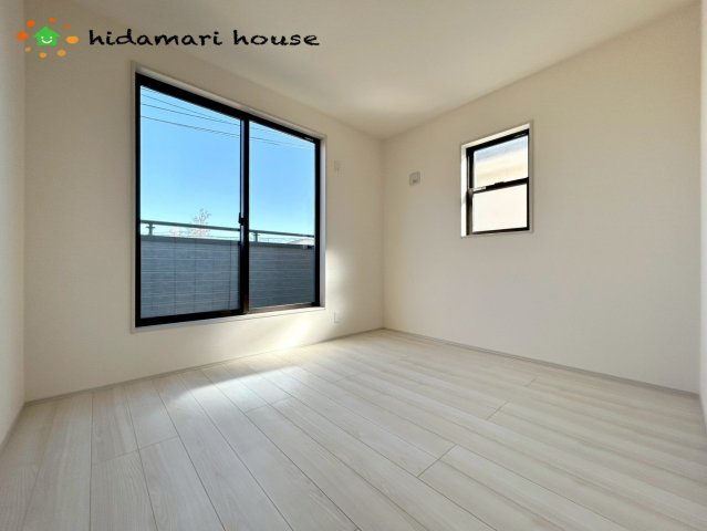 西区土屋第2　新築戸建　リーブルガーデン02の洋室|2階　洋室　5.7帖