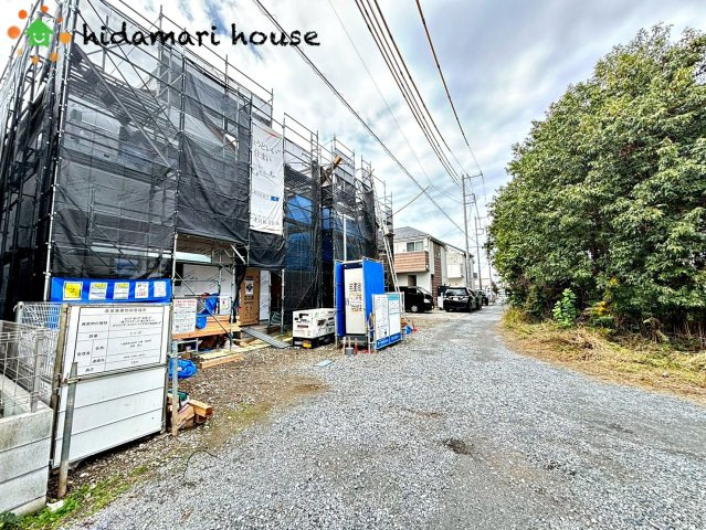 西区土屋第2　新築戸建　リーブルガーデン02の前面道路含む現地写真