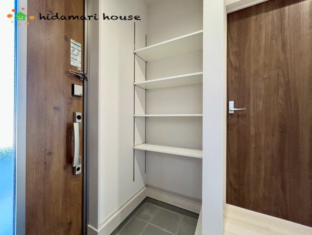 西区土屋第2　新築戸建　リーブルガーデン02の収納