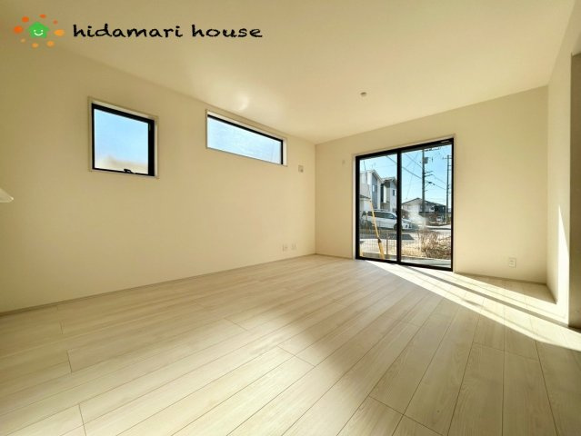 西区土屋第2　新築戸建　リーブルガーデン02の居間・リビング