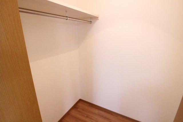 クレールベルヴィル立花の収納