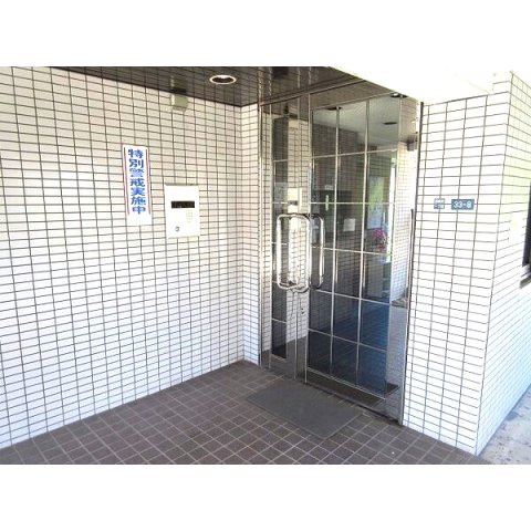 レイナ錦織のエントランス