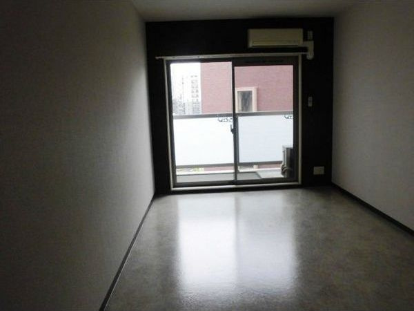 CITY　SPIRE北梅田の洋室