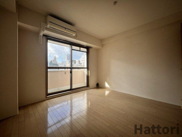 ルミエール新大阪　仲介手数料無料の居間・リビング