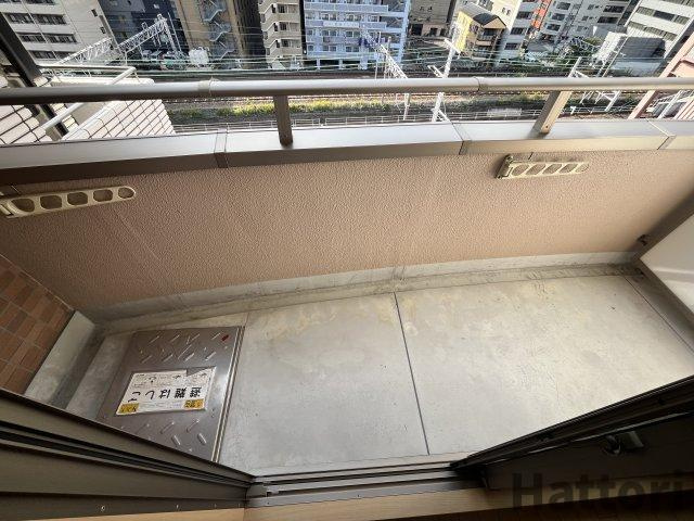 ルミエール新大阪　仲介手数料無料のバルコニー