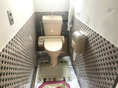 【トイレ】 | かすみがうら市大和田 【敷地内2棟!!】中古戸建 | 1F