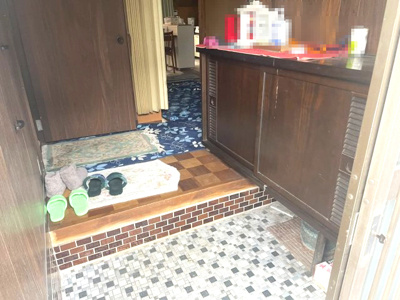 【玄関】 | かすみがうら市大和田 【敷地内2棟!!】中古戸建 | 1F