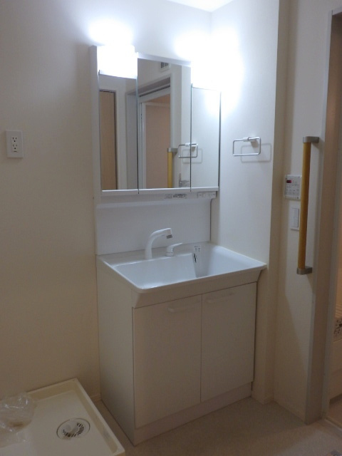 （シニア限定）ＡＲＫ　ＥＤＯ（アークエド）の洗面所|★シャワー付き独立洗面台★