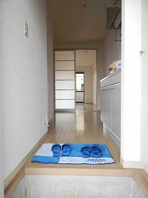 【玄関】 | グリーンヒルハイツ | 収納もある玄関です