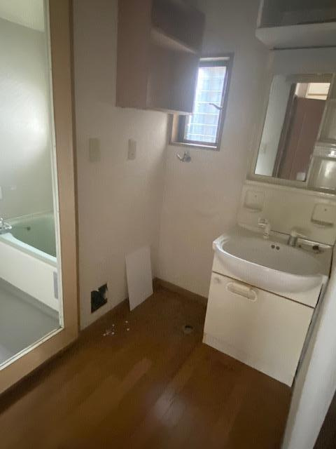 ふじみ野市亀久保の中古一戸建の独立洗面台