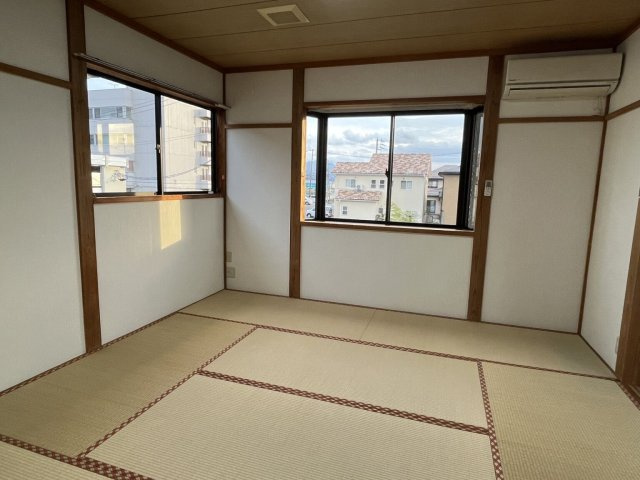 リバティヒルズB棟の和室|2階