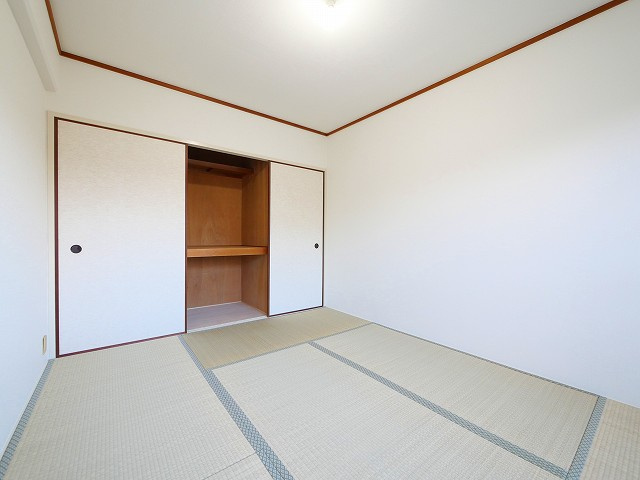 オーブラン学園前の和室