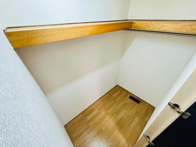 【収納】 | パレス・オーシャンビュー | ウォークインクローゼット