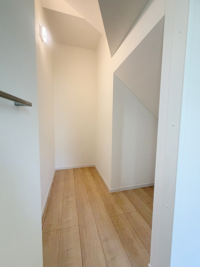 三郷市新和1丁目　新築戸建の収納|リビングにはWICが完備されていますのでお部屋がスッキリ片付きます