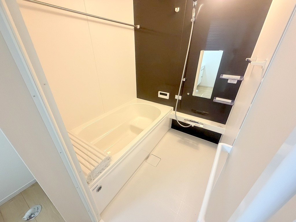 三郷市新和1丁目　新築戸建の浴室|追焚・浴室乾燥機付きの快適な一坪バス