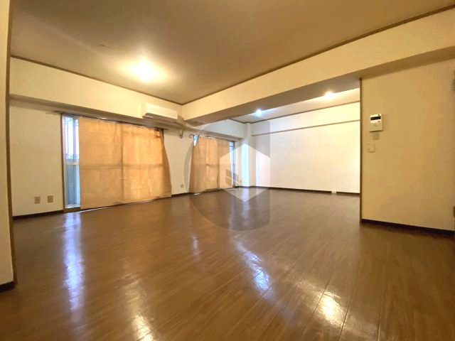 ステーションコート長田の居間・リビング