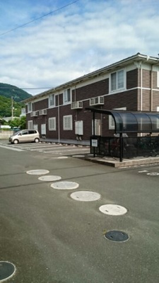 【駐車場】 | エレガンテ・プローデＡ | 駐車スペースもあります