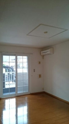 【居間・リビング】 | エレガンテ・プローデＡ | リビングです