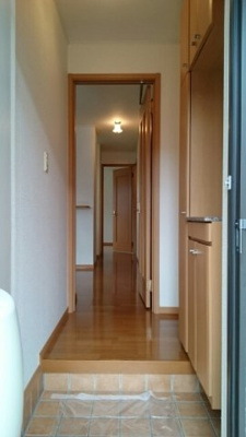 【玄関】 | エレガンテ・プローデＡ | ゆったりとした玄関です