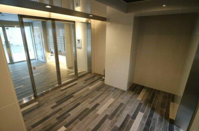 【エントランス】 | リライア横濱大通り公園