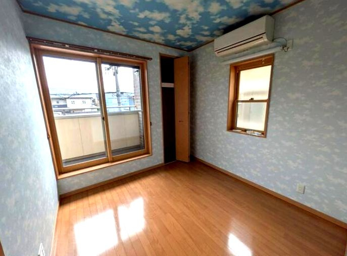 岸和田市別所町1丁目　戸建ての洋室