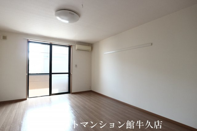 Ｊｅ　ｌｅ　ｐｒｅｎｄｓ　(ジュルプラン）の寝室