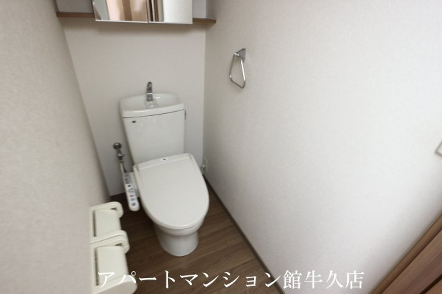 Ｊｅ　ｌｅ　ｐｒｅｎｄｓ　(ジュルプラン）のトイレ