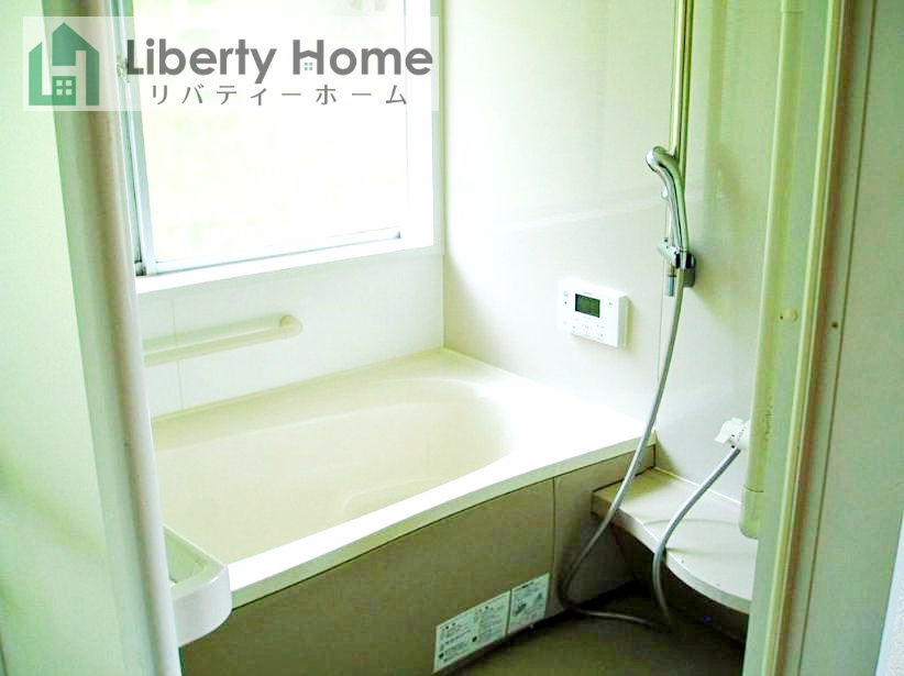 笠間市日沢　中古戸建の浴室