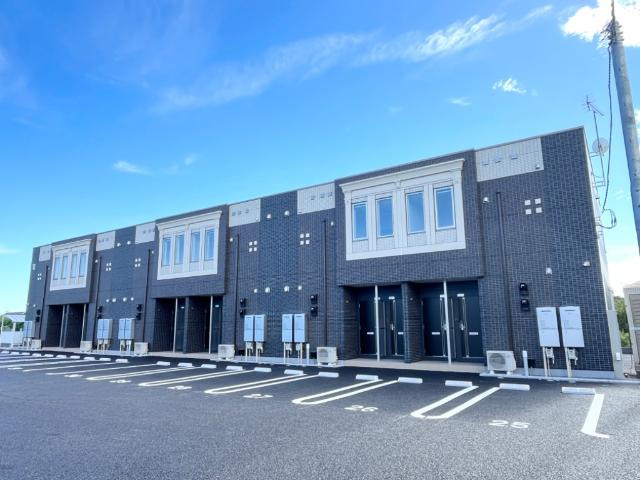 hermana（エルマーナ)Ⅵの駐車場|外観写真（昼）