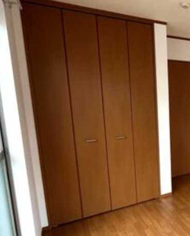 アヴニール駒沢　最上階　南西角部屋　バストイレ別の収納