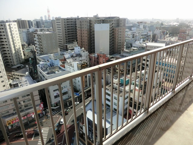 ハイムプラザ北浦和の展望|★１３階バルコニーからの眺望です★