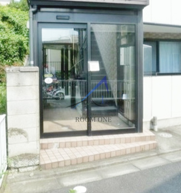 メゾンマレヴォワールのエントランス|エントランスです。